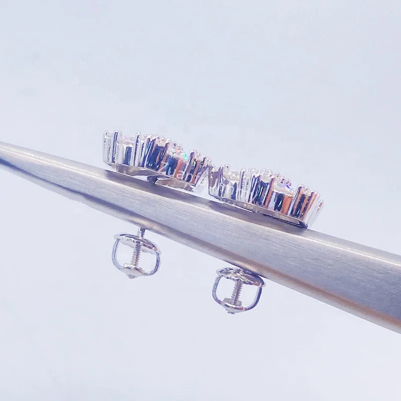 Men's Sterling Silver Moissanite  Stud Earrings - Yoyisjewelry