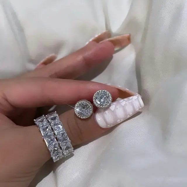 Men's Moissanite  Halo Stud Earrings - Yoyisjewelry